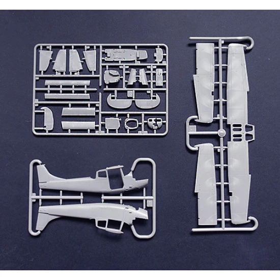 AIRCRAFT CESSNA L-19/O-1 - BIRD DOG 1/32 scale model RODEN 409
