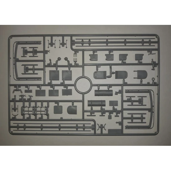 MODEL W.O.T. 6, WWII BRITISH TRUCK World War II 1/35 scale model kit ICM 35507