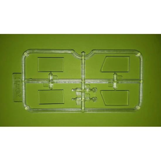 MODEL W.O.T. 6, WWII BRITISH TRUCK World War II 1/35 scale model kit ICM 35507