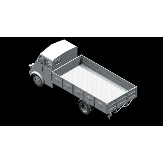 LASTKRAFTWAGEN 3,5 T AHN WITH GERMAN DRIVERS World War II 1/35 scale ICM 35418