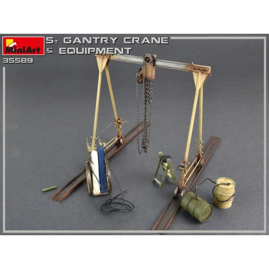MINIART 35589 5 TON GANTRY CRANE and EQUIPMENT 1/35 scale plastic model kit