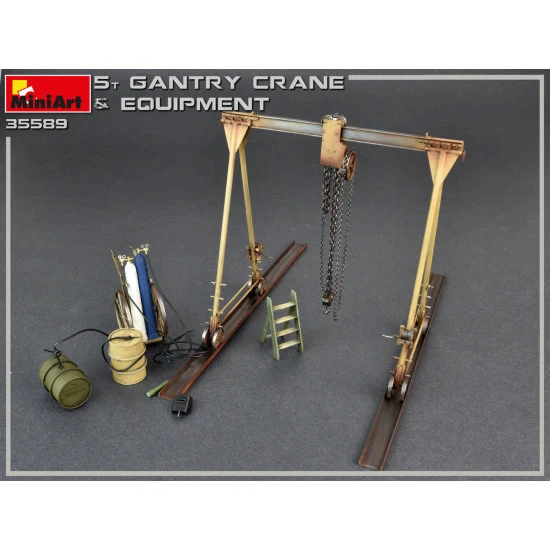 MINIART 35589 5 TON GANTRY CRANE and EQUIPMENT 1/35 scale plastic model kit