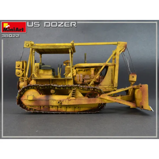 MINIART 38022 U.S. BULLDOZER American tractor 1/35 scale Plastic model kit