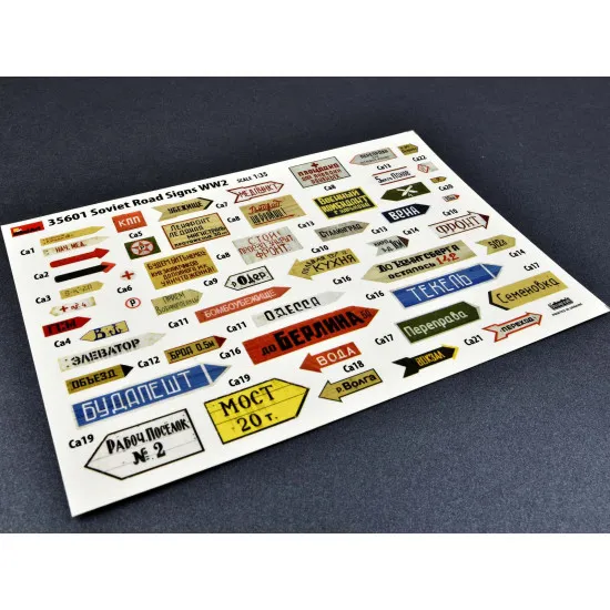 Miniart 35601 - 1/35 soviet road signs ww2