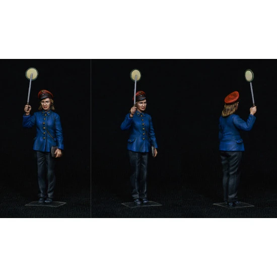 MINIART 38010 1/35 SCALE MODELGERMAN TRAIN STATION STAFF 1930-40s