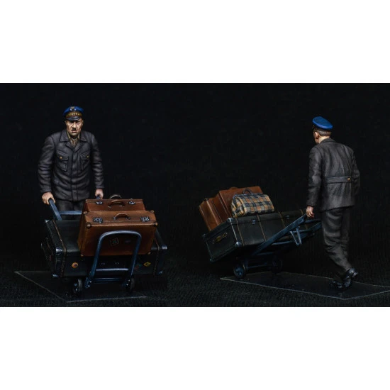 MINIART 38010 1/35 SCALE MODELGERMAN TRAIN STATION STAFF 1930-40s