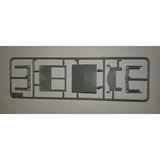 ICM 24030 - 1/24 Paris Taxi Type AG 1910 scale model kit