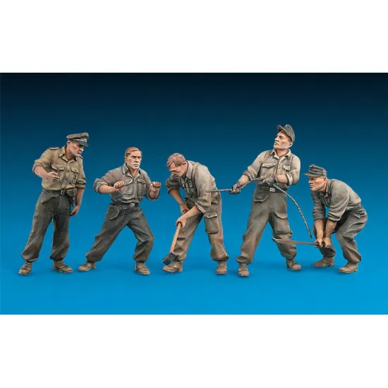 Miniart 35319 German Tank Repair Crew (5 Figures). Special Edition 1/35