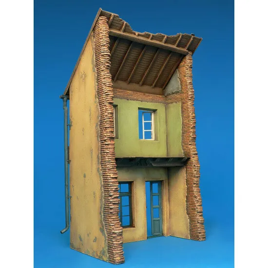 Miniart 35513 - 1/35 French Cafe Creative Models Building WWII Plastic Model Kit