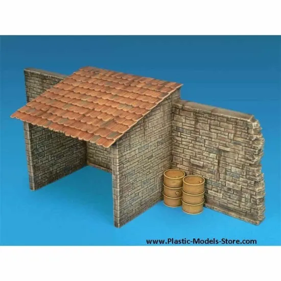 Miniart 35521 - 1/35 Village Workshop Building Plastic Model Diorama Kit