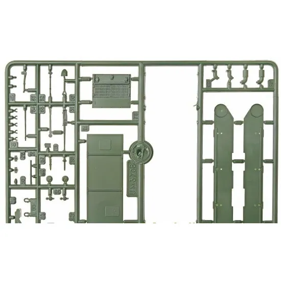 Unimodel 227 - 1/72 Armored Troop-Carrier M7 KANGAROO UM 227 Plastic Model Kit