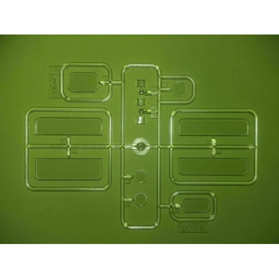 ICM 24008 - 1/24 Model T 1912 Light Delivery Car 1/24 scale model kit 164 mm