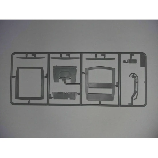 ICM 24008 - 1/24 Model T 1912 Light Delivery Car 1/24 scale model kit 164 mm