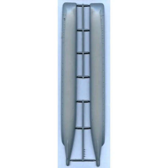 Micro Mir 350-009 - 1/350 SSN-571 Nautilus US Nuclear Submarine 277 mm scale