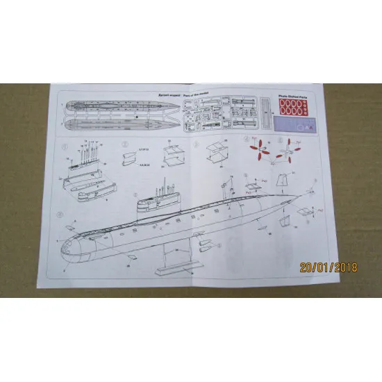 Micro Mir 350-034 - 1/350 Submarine pr.685 Plavnik/Mike Soviet Nuclear-Pow. kit