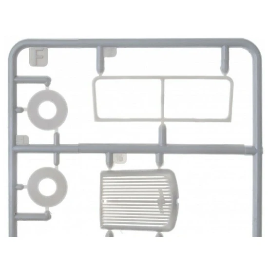 Opel 3.3-47 Blitz Omnibus W39 Stabswagen German bus 1/35 Roden 810