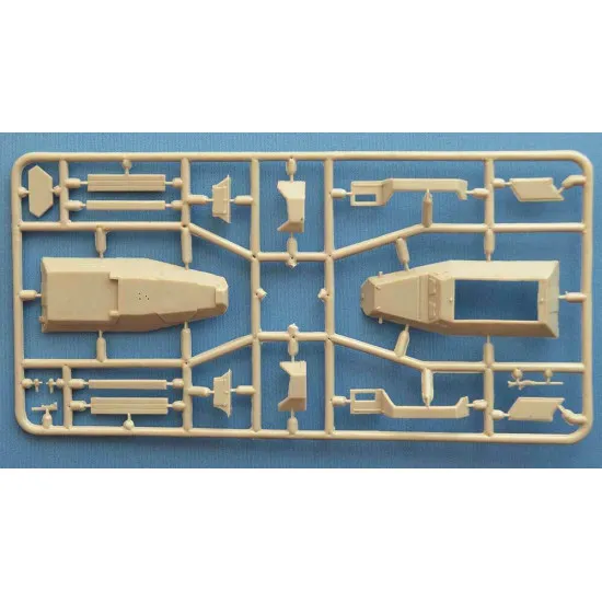 Leichter Radschlepper Laffly W15T 1/72 ACE 72538