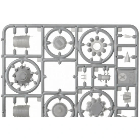 I-320 R-3 Soviet experimental all-weather interceptor 1/72 ModelSvit 72038