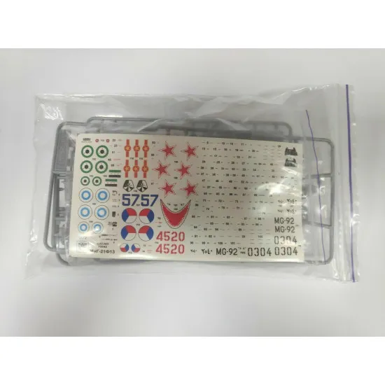 MiG-21F-13 supersonic jet fighter 1/72 ModelSvit 72042