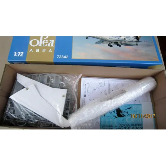 Amodel 72342 - 1/72 Yakovlev Yak-42D Orel avia scale plastic model kit