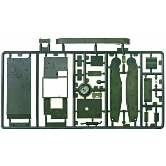 Vickers E Mk.A British tank plastic tracks 1/72 UMT671-01