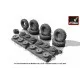 Ural-375/4320 weighted wheels w/ early hubs 1/72 Armory AC7321a