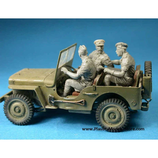 BRITISH JEEP CREW 5 FIGURES WWII - PLASTIC MODEL KIT SCALE 1/35 MINIART 35051