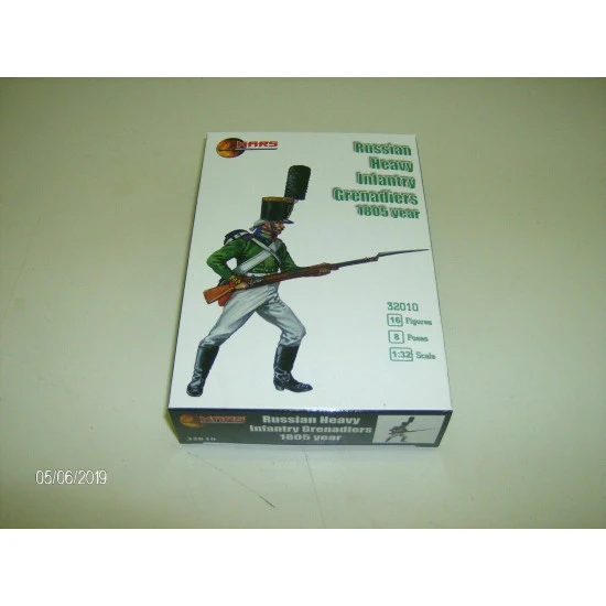 Mars Figures 32010 - 1/32 Russian Heavy Infantry Grenadiers, scale model kit