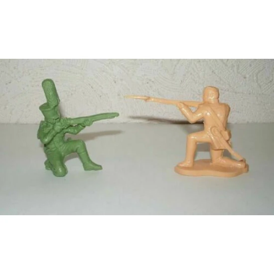 Mars Figures 32010 - 1/32 Russian Heavy Infantry Grenadiers, scale model kit