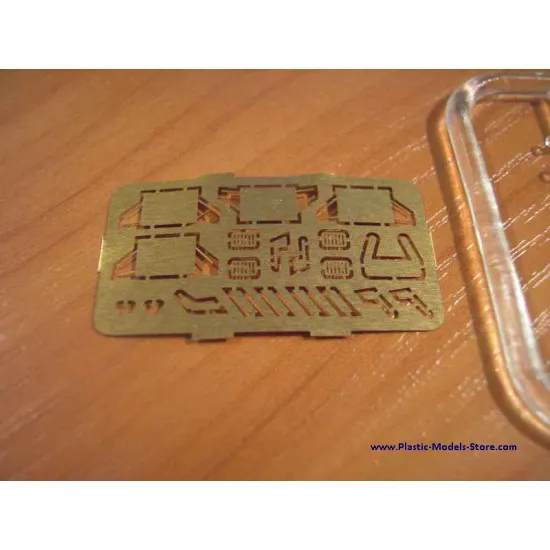 Antonov An-74T cargo aircraft 1/144 Amodel 1434