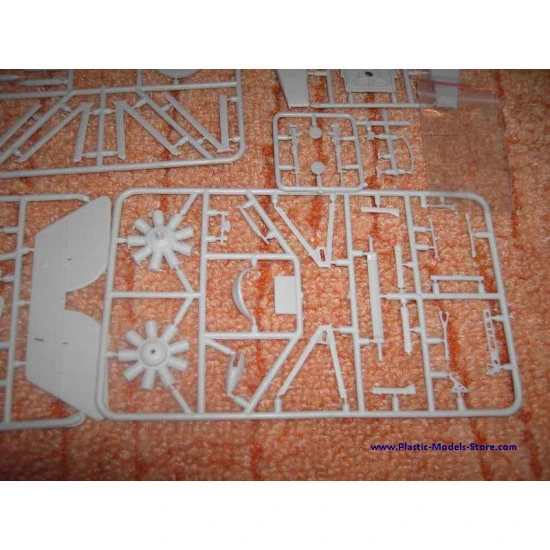 Nieuport 11 Scout Bebe French fighter WWI 1/32 Amodel 3203