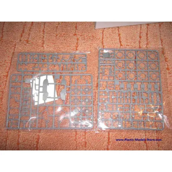 BMW R12 motorcycle with sidecar 1/35 IBG Models 35002