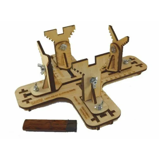 LMG BB-07 - 1/72 Airplane building berth for assembly of aircraft models, Stand