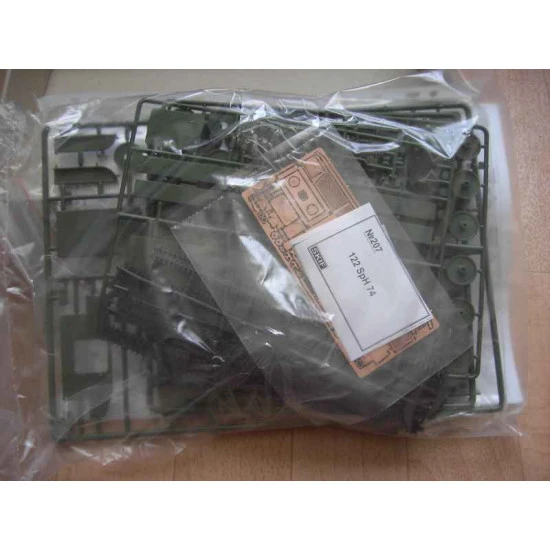 122 SpH 74 Finnish self-propelling howitzer 1/35 SKIF 207