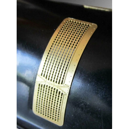 Detailing set for SR-71 Blackbird. Grides 1/72 Metallic Details MD7207