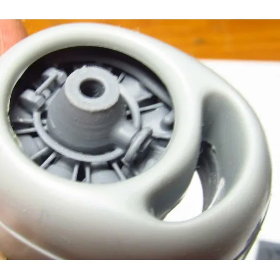 Detailing set B-29 Superfortress Engine cars 1/48 Metallic Details MD4805