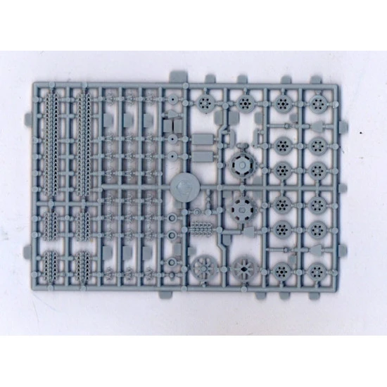 PANZER III AUSF H SCALE PLASTIC MODEL KIT WW II 1/72 UM 270