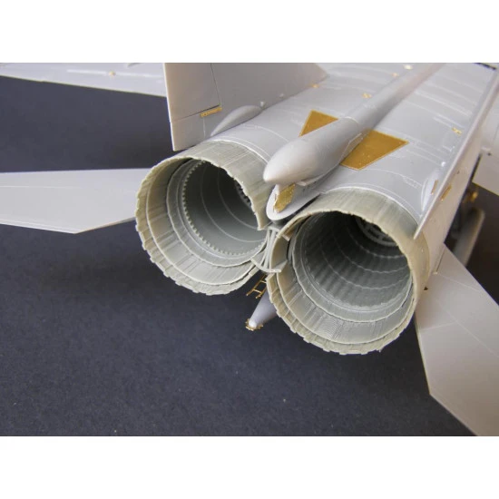 Detailing Set for MiG-25 Exterior 1/72 Metallic Details MD7213 Detailing Set for MiG-25 Exterior 1/72 Metallic Details MD7213