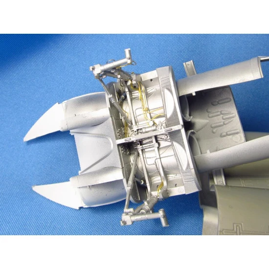 Yak-130 (Zvezda, Kitty Hawk) 1/48 Metallic Details MD4833