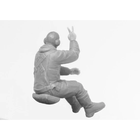 ICM 32105 - 1/32 British Pilots (1939-1945) (3 figures)