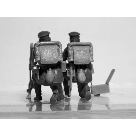 ICM 35711 - 1/35 WWI German MG08 MG Team (2 figures), scale plastic model kit