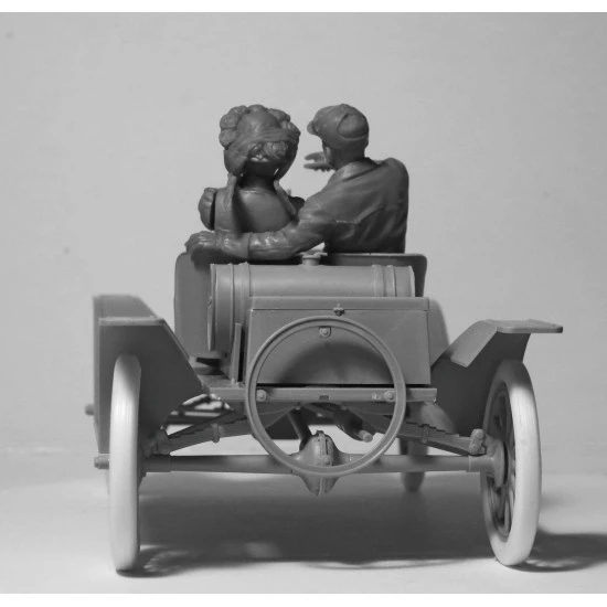 ICM 24014 1/24 American Sports Car Drivers