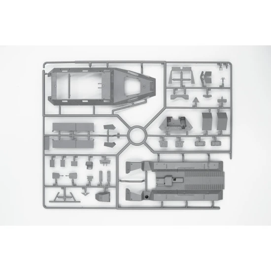 ICM 35104 - German armored personnel carrier Sd.Kfz.251 / 6 Ausf.A with crew