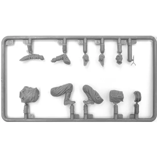 Miniart 37053 - 1/35 SOVIET TANK CREW 1950s Scale Models Kit