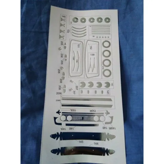 Model Kit Car Moskvich-408 1/25 Orel 268 Civil Engineering, USSR, 196