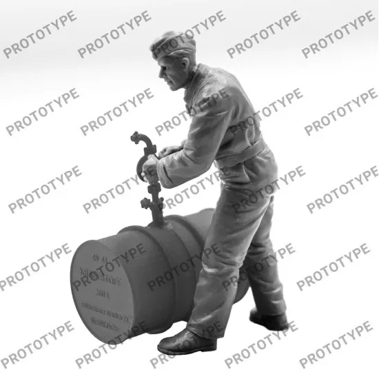 ICM 32109 - 1/32 German Luftwaffe Ground Personnel (1939-1945) 3 figures