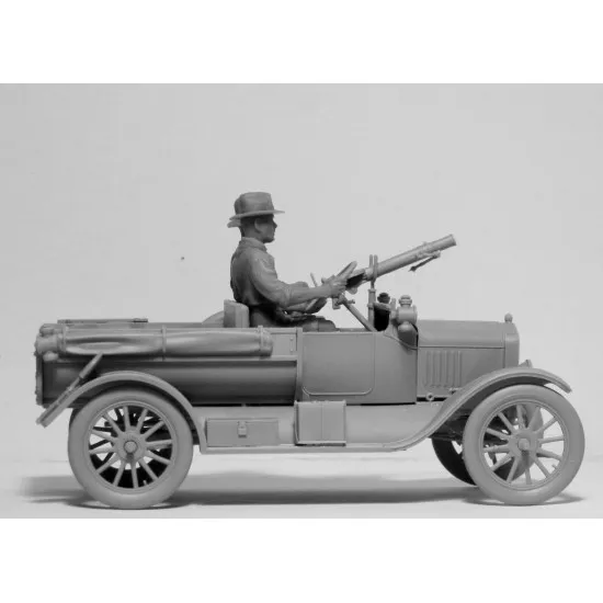 ICM 35668 - 1/35 - Model T 1917 LCP with ANZAC Crew 2 figures Plastic model kit