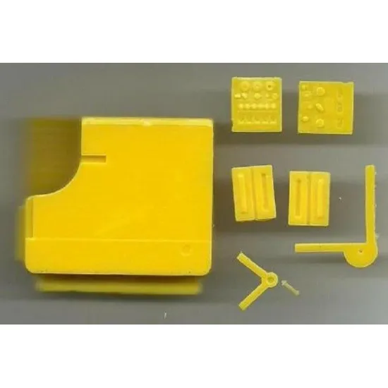 Dnepro Model DM3545 - 1/35 8 KW Flakscheinwerfer agregator WWII, scale model kit