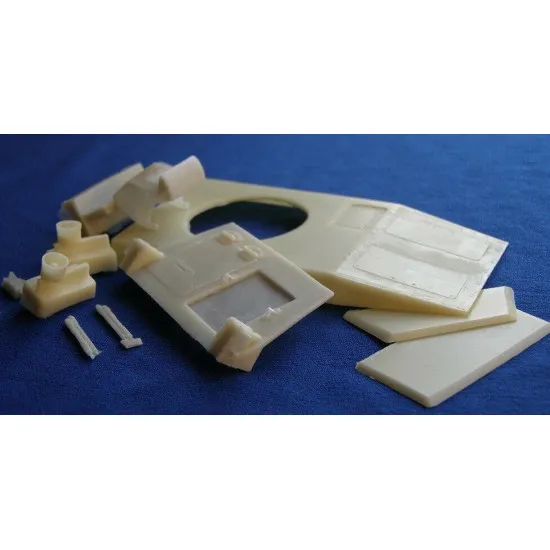 Dnepro Model DM3590 - 1/35 Straussler V-4 Hungarian light tank WWII, scale model