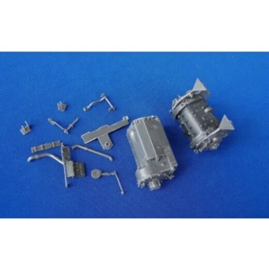 Dnepro Model DM35113 1/35 VK.501 Ammunition carrier based Panther chassis